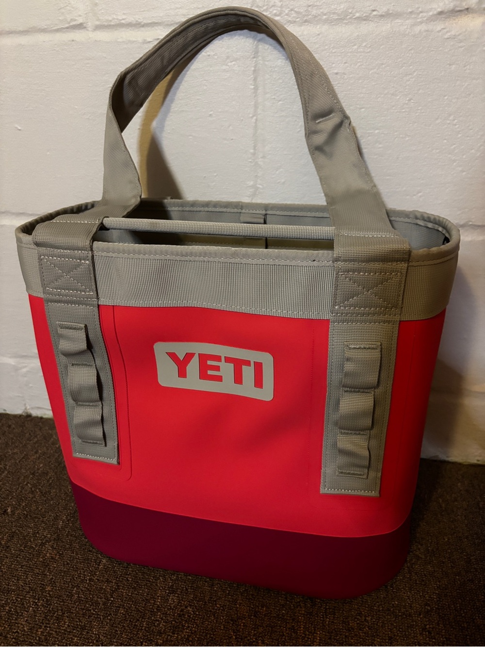 Yeti Camino 20 Tote in Bimini Pink